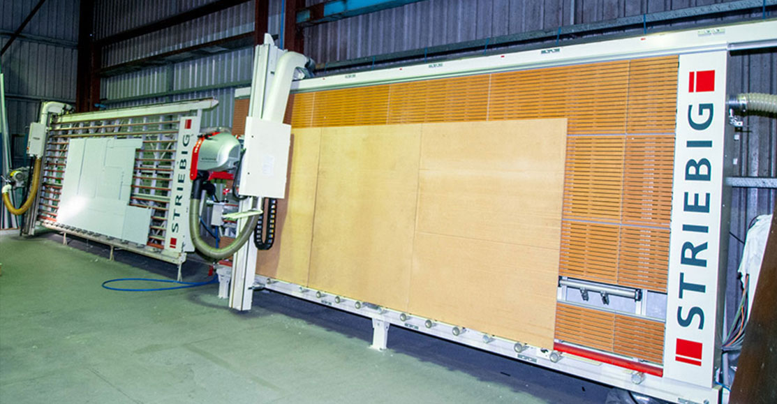 Twin vertical panel saws